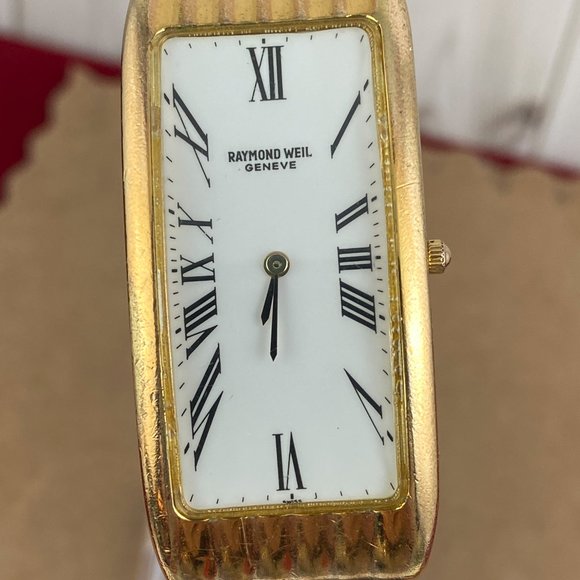 Vintage Raymond Weil Geneve Swiss Quartz Curvex Watch - Picture 2 of 13